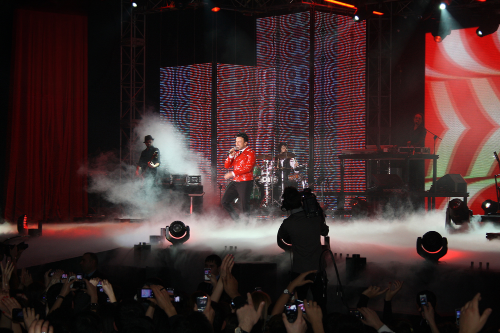 konser4